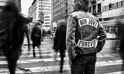 Legendary Album Version Bon Jovi празнуват 40 години на сцена
