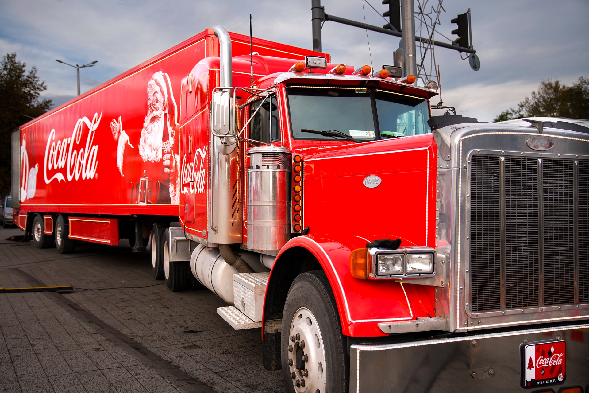 Coca Cola Christmas Tour 1 Камионът на добрината на Coca-Cola носия магията на Коледа в девет града в България