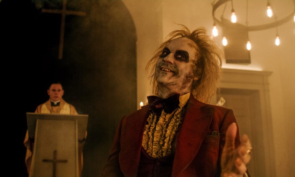 beetlejuice beetleju 6756a05ecfe2a Гледаме „Бийтълджус Бийтълджус“ в стрийминг платформата Max