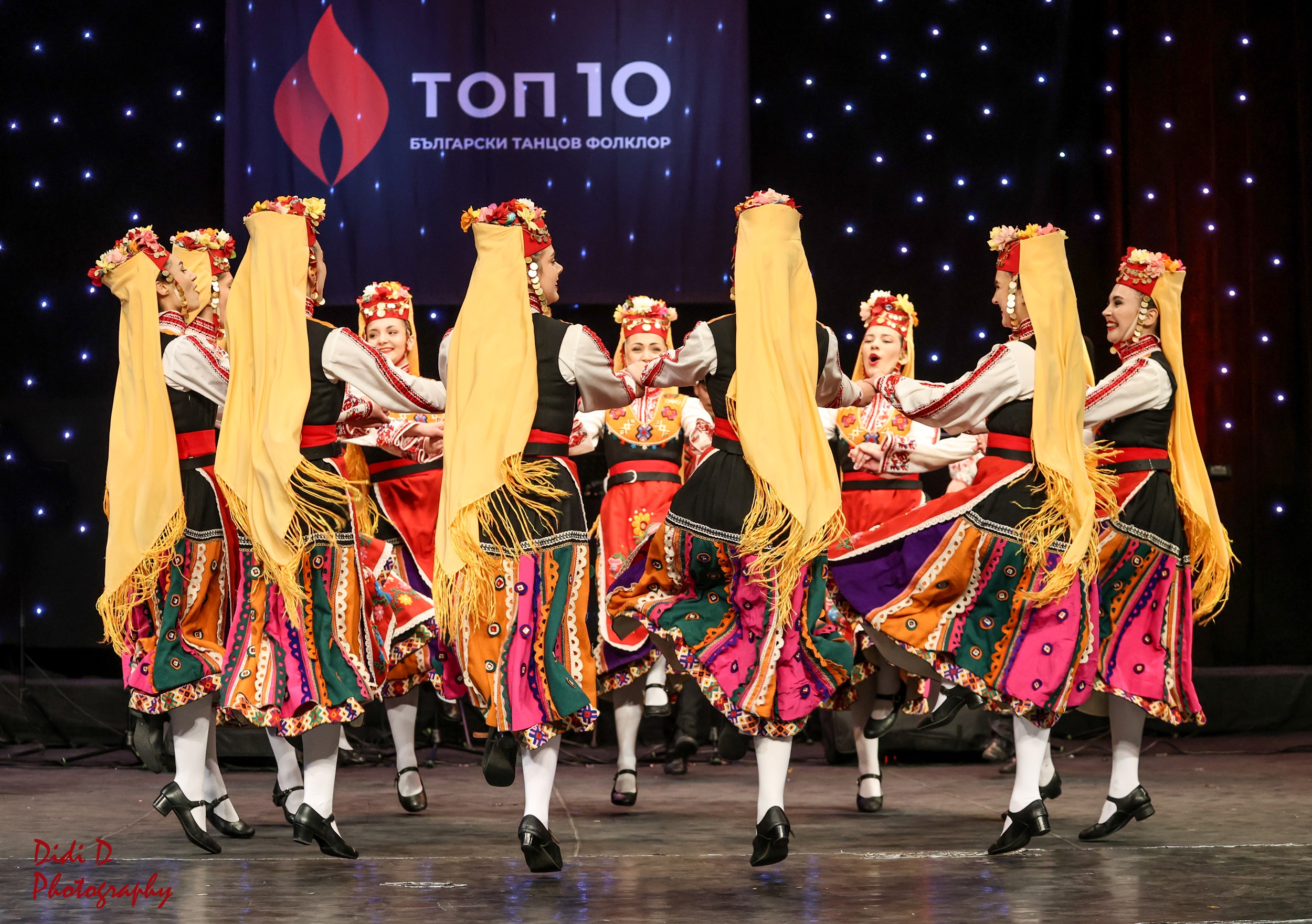 Didi D Photography TOP 10 Folklore 6 Изумителен спектакъл и най-добрите самодейни танцови състави-за финала на ТОП 10 Български танцов фолклор