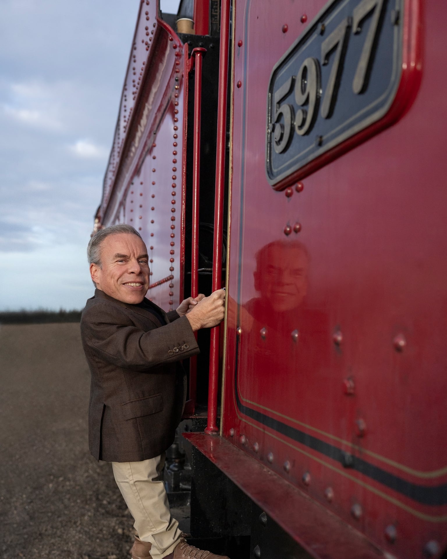 warwick davis 68b9367ed188d Уоруик Дейвис се завръща в Хогуортс в HBO Original сериала „Хари Потър“