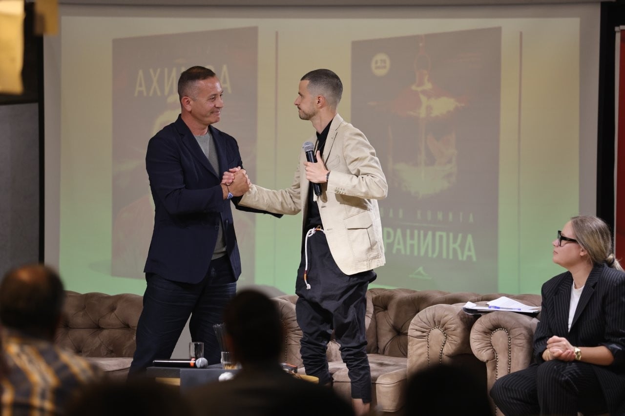 Ахимса Иван Комита Перото Димитър Тодоранов 1 Иван Комита с премиера на новия си роман Ахимса