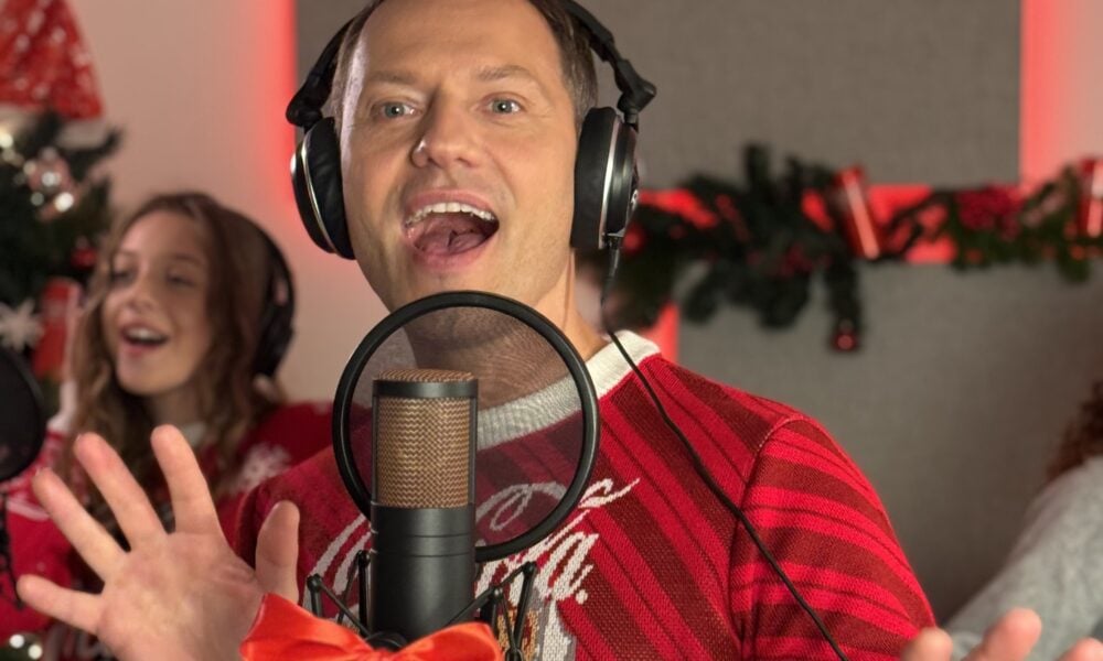 Coca Cola Christmas 2025 2 Празниците идват и Кока-Кола освежава магията на Коледа