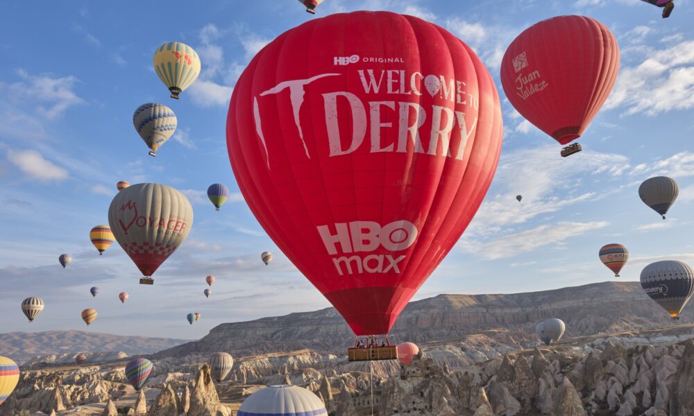 cappadocia red ballo 68ff3d91f2cd4 HBO Max стартира мащабна и зловеща глобална кампания за предстоящата премиера на HBO Original сериала „То: Добре дошли в Дери“