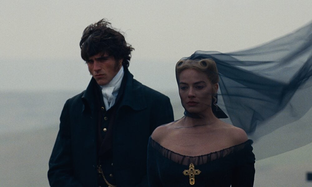 wuthering heights 19 69f32affd370e „Брулени хълмове“ със стрийминг премиера на 1 май в HBO Max