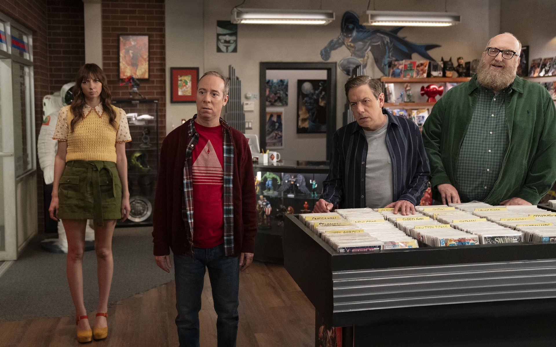 lauren lapkus kevin 6a05746f5ef6c “Стюарт не успява да спаси вселената” с премиера на 24 юли в HBO Max