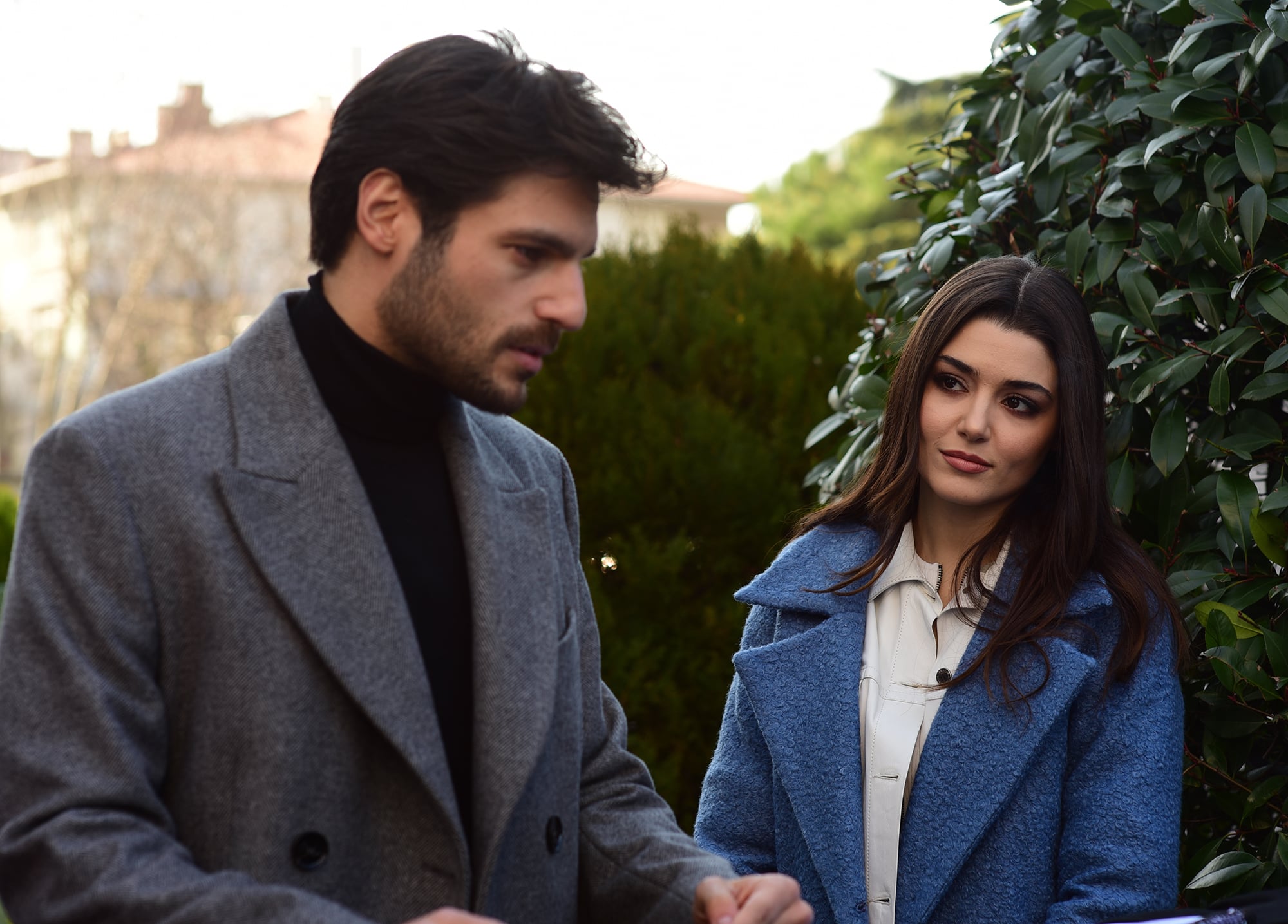 2 1 Серкан Чайоулу от турския сериал „Кръгът“ стана на 39