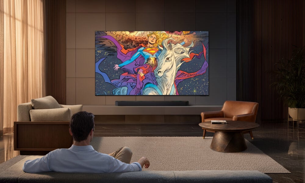 2026 micro rgb supergirl Samsung си партнира с Warner Bros. Pictures и DC Studios, за да предложи на феновете специални изживявания, вдъхновени от филма „Supergirl“
