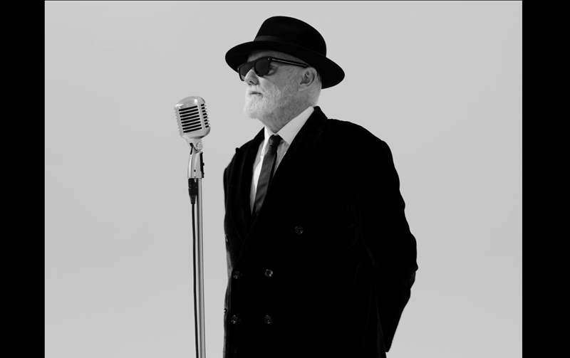 roger taylor 02 credit simon lupton Roger Taylor обявяви Violence Insane In A Beautiful World