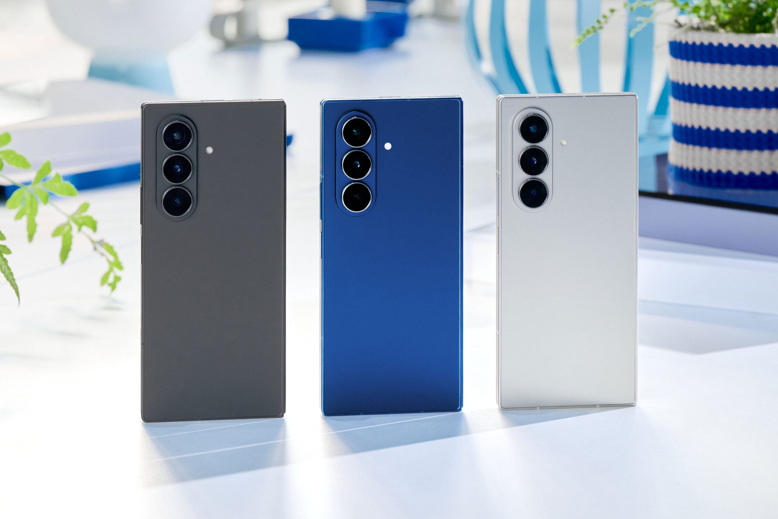 galaxy z series scaled Седем години иновации в серията Galaxy Fold