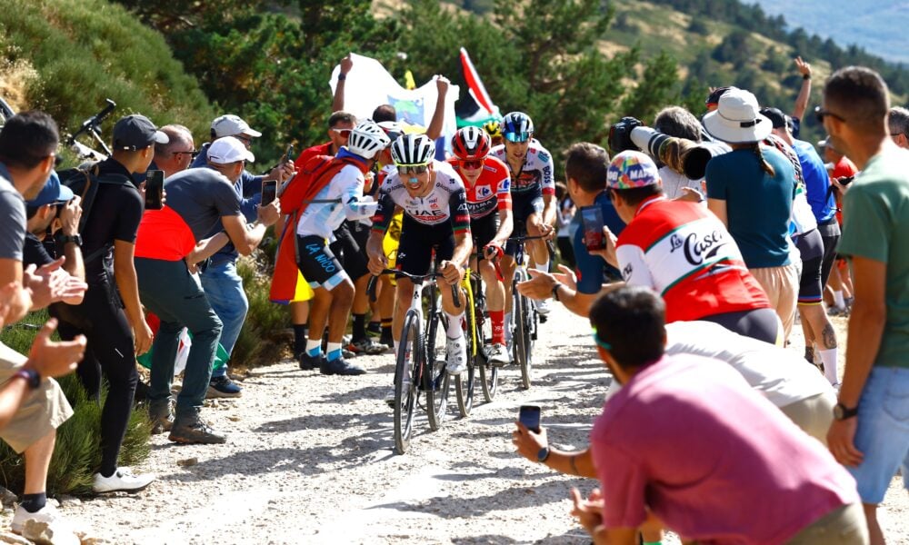 gettyimages vuelta 1 6a84b381633fd Warner Bros. Discovery затваря историческия сезон по шосейно колоездене с пряко предаване от Вуелта А Еспаня