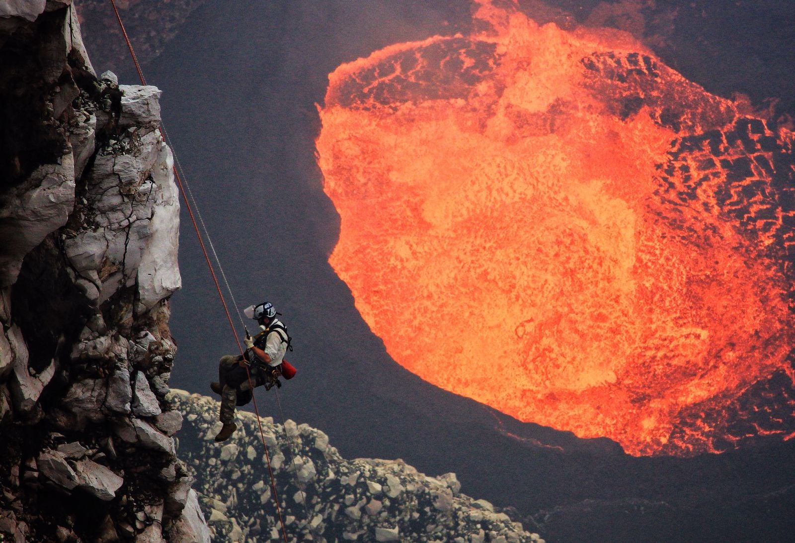 viasat nature volcano countdown photo 05 Сезон на вулканите и недели на праисторическите същества по VIASAT NATURE