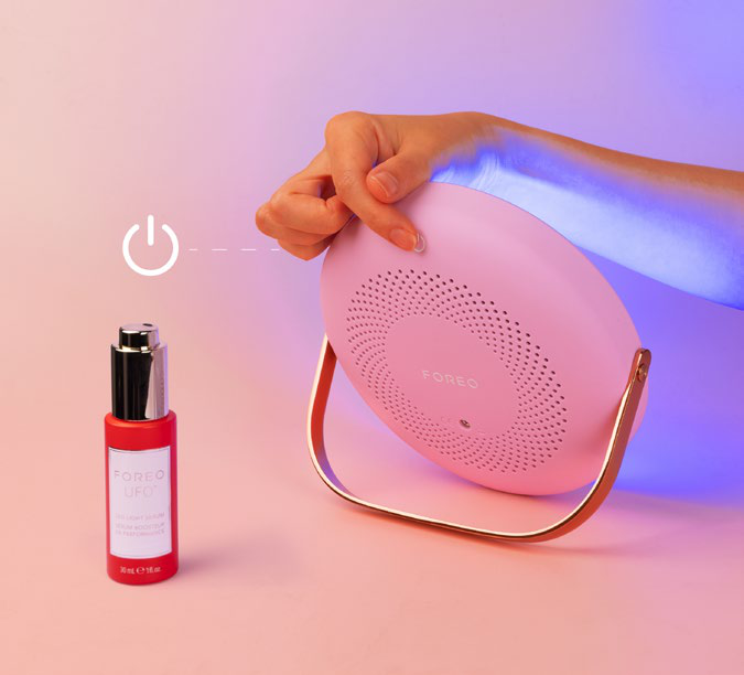 Време за светлина: три седмици с FOREO UFO LED Lighthouse Panel