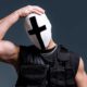 Немският DJ Holy Priest с характерната си маска