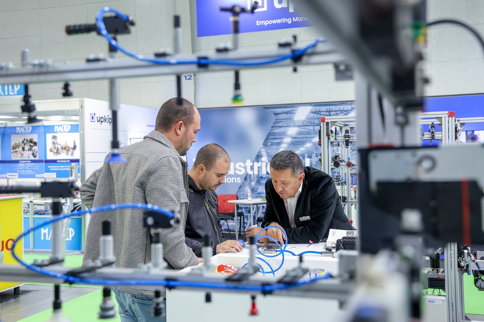 Щанд с дронове на Inter Drone Expo в Интер Експо Център