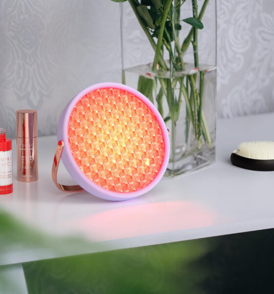 Време за светлина: три седмици с FOREO UFO LED Lighthouse Panel